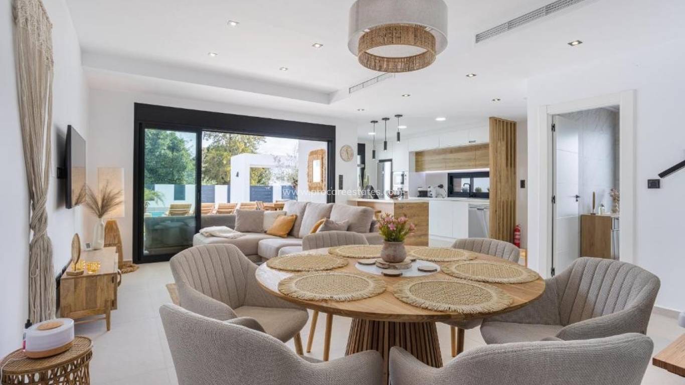 Reventa - Villa - Dolores