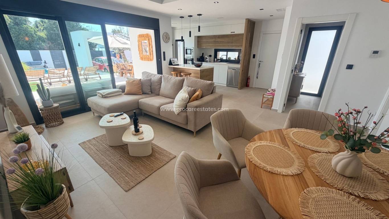 Reventa - Villa - Dolores