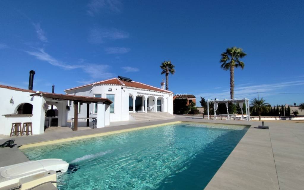 Reventa - Villa - El Mudamiento