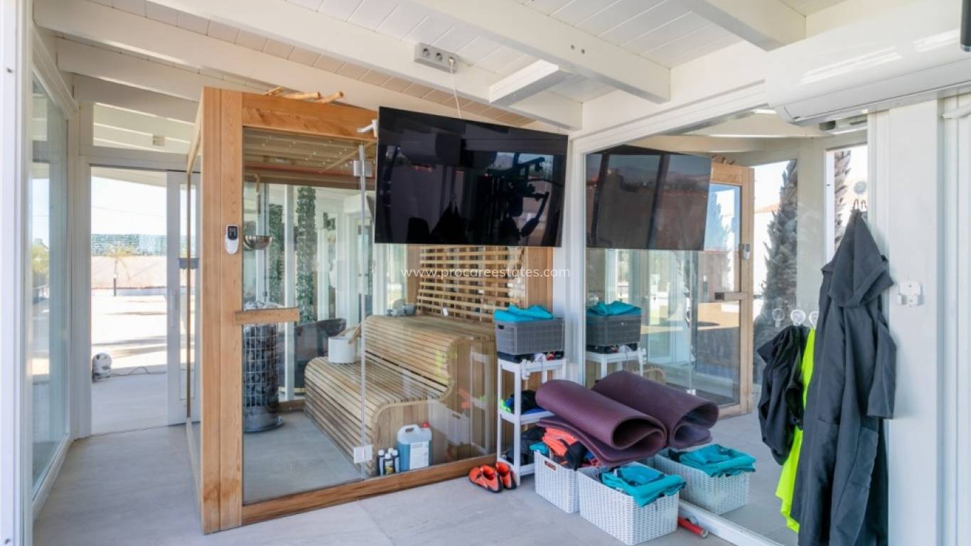 Reventa - Villa - El Mudamiento