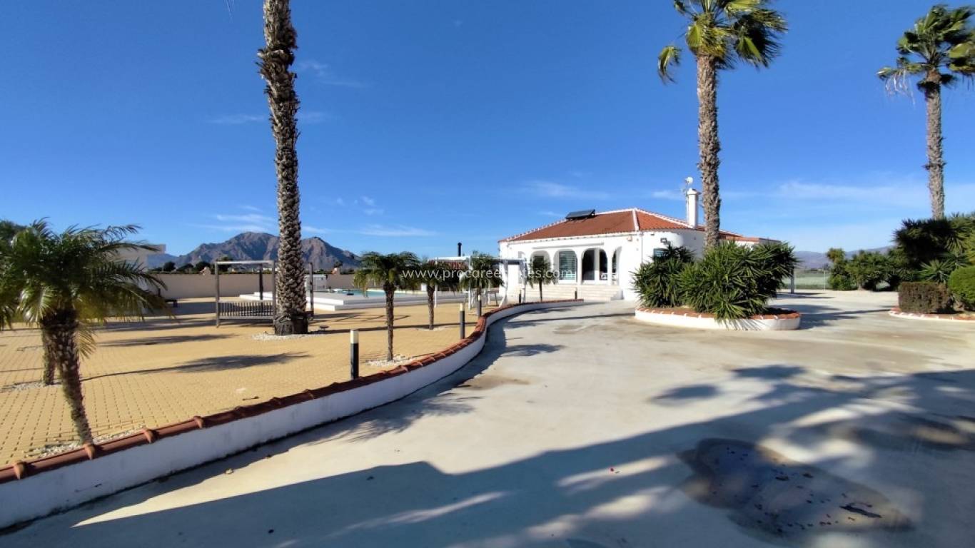 Reventa - Villa - El Mudamiento