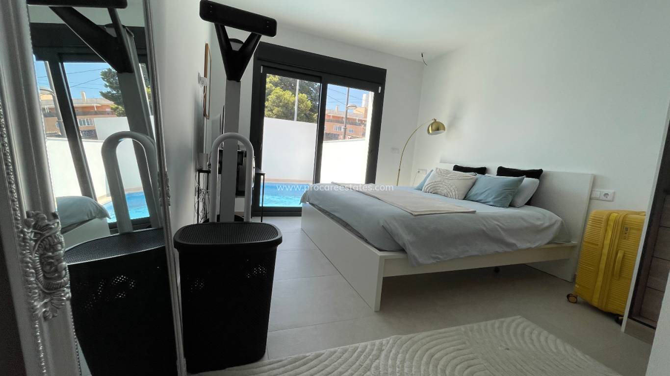 Reventa - Villa - Formentera del Segura - Pueblo