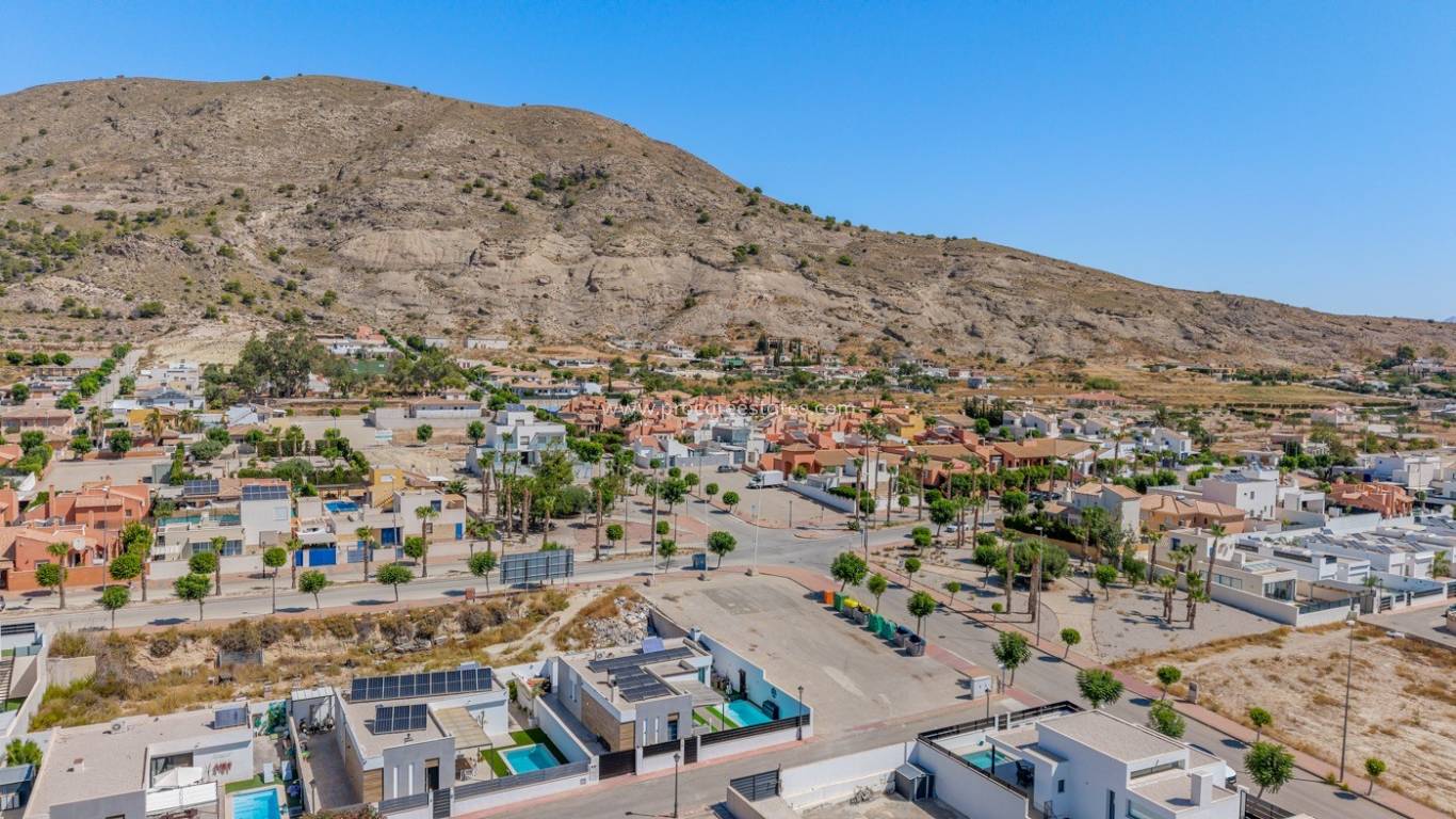 Reventa - Villa - FORTUNA - LAS KALENDAS