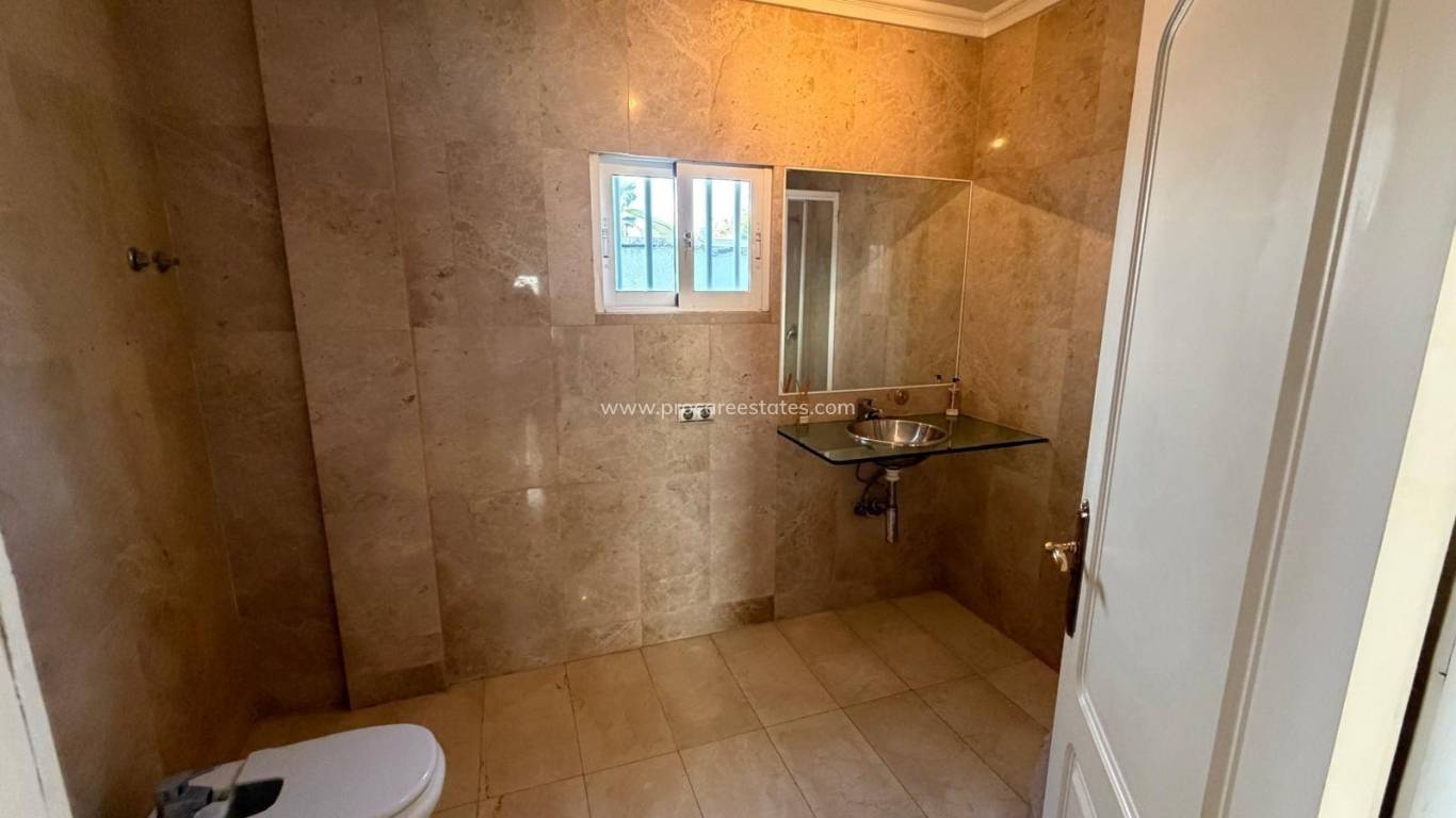 Reventa - Villa - Jacarilla - Comunidad Valenciana