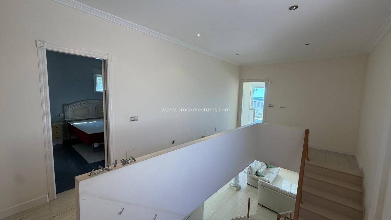 Reventa - Villa - Jacarilla - Comunidad Valenciana