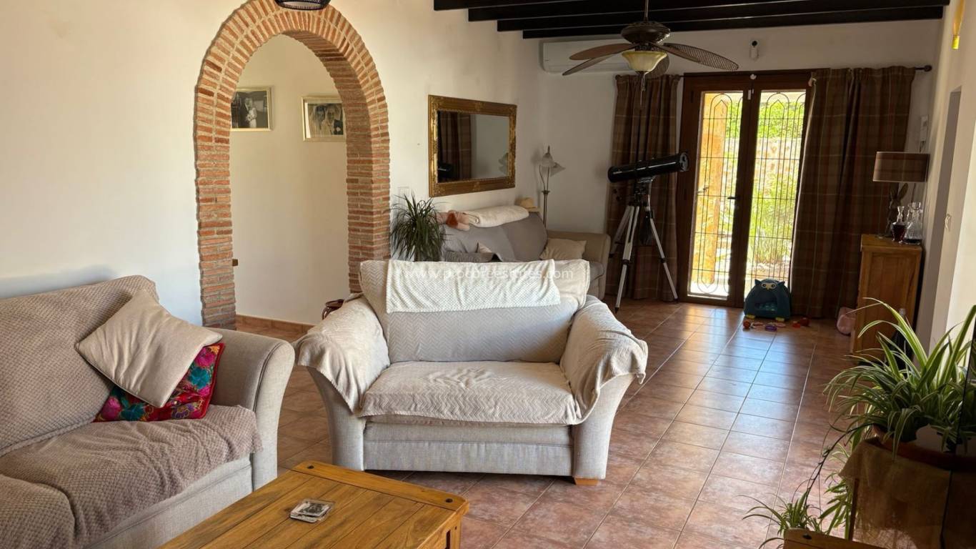 Reventa - Villa - Jacarilla