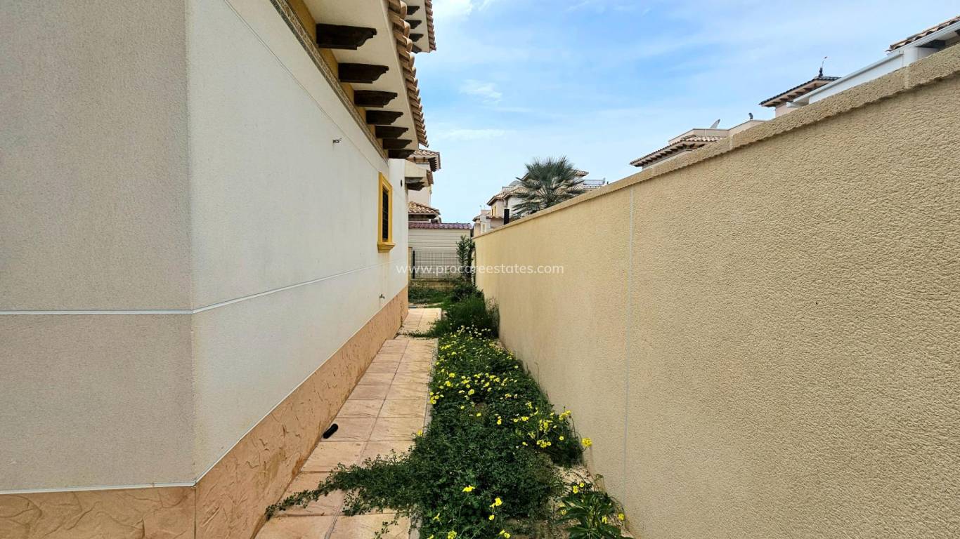 Reventa - Villa - La Marina