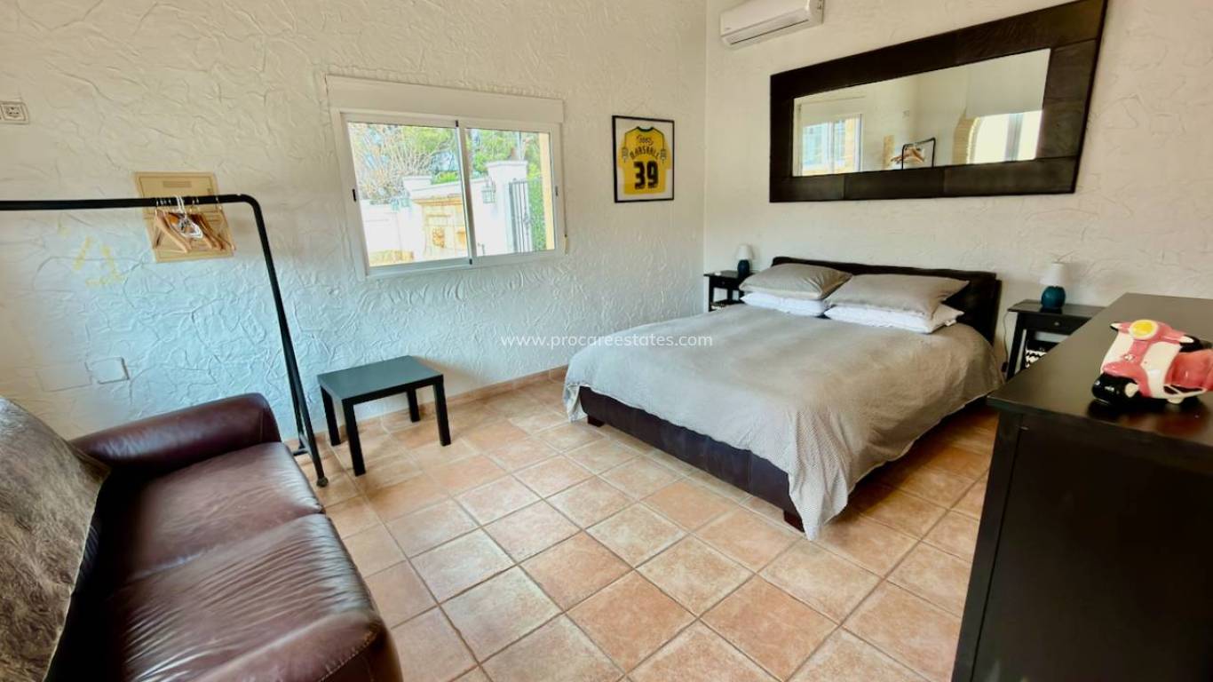 Reventa - Villa - Las Heredades - Heredades