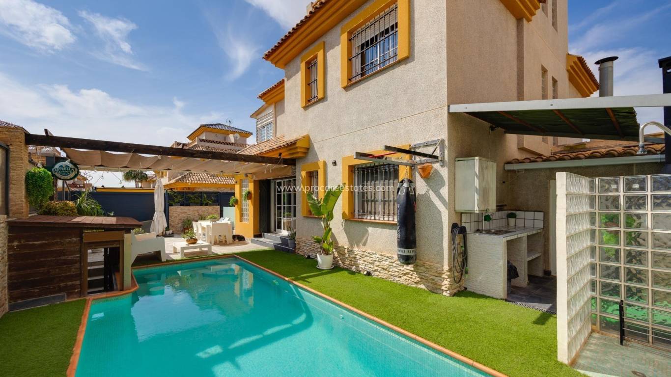 Reventa - Villa - Los Montesinos - Costa blanca sur