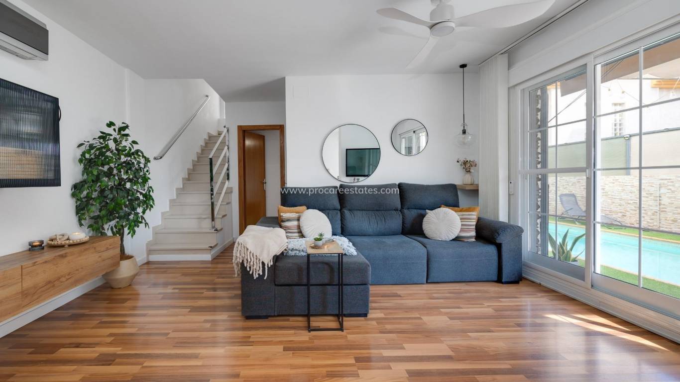 Reventa - Villa - Los Montesinos - Costa blanca sur