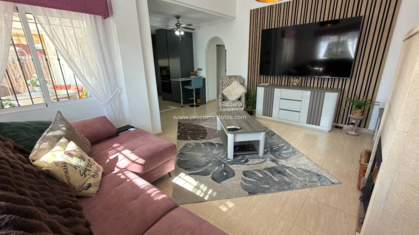 Reventa - Villa - Los Montesinos - Urbanizacion montesol