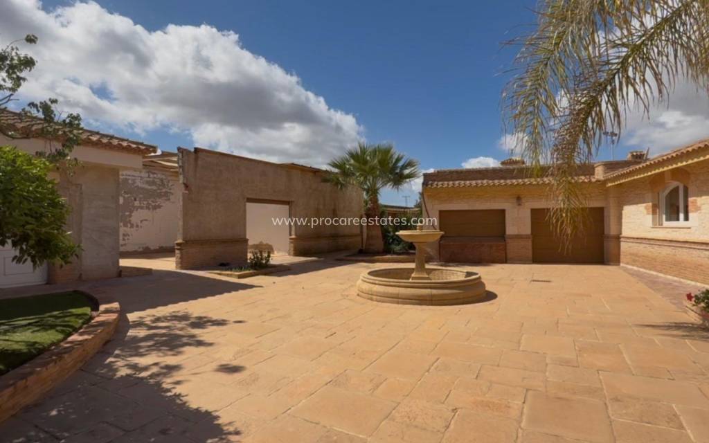 Reventa - Villa - Los Nietos - Nietos  Los