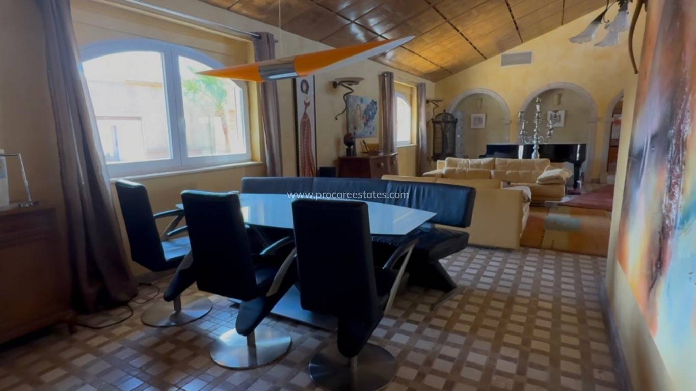 Reventa - Villa - Los Nietos - Nietos  Los