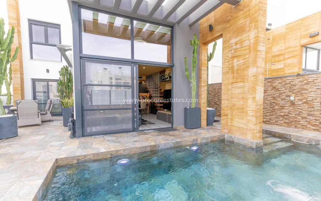 Reventa - Villa - Orihuela Costa - Cabo Roig