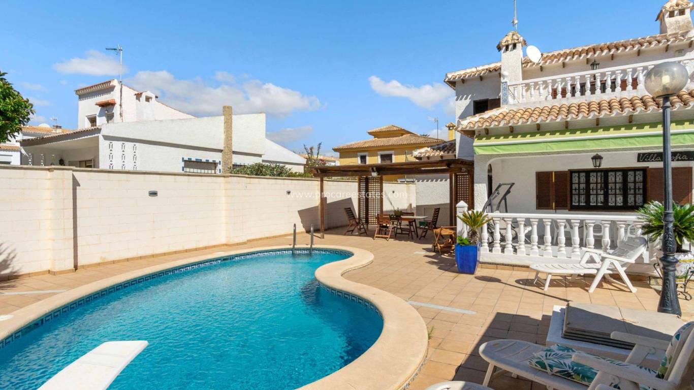 Reventa - Villa - Orihuela Costa - La Zenia