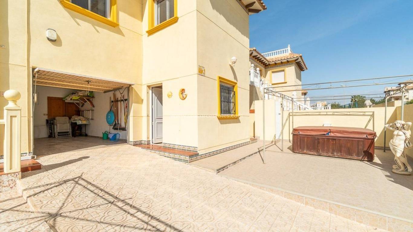 Reventa - Villa - Orihuela Costa - La Zenia