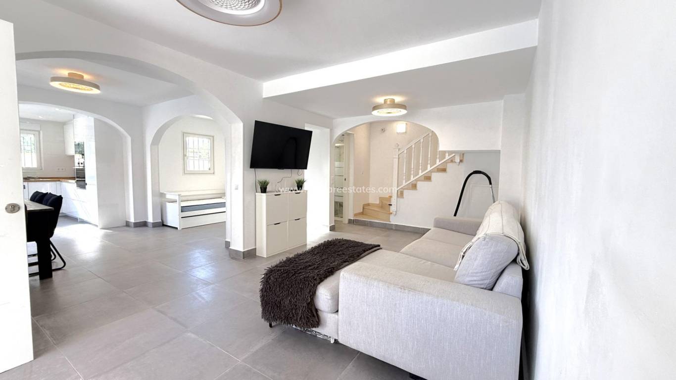 Reventa - Villa - Orihuela Costa - La Zenia