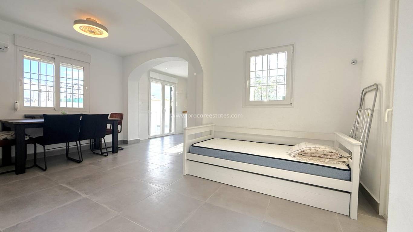 Reventa - Villa - Orihuela Costa - La Zenia