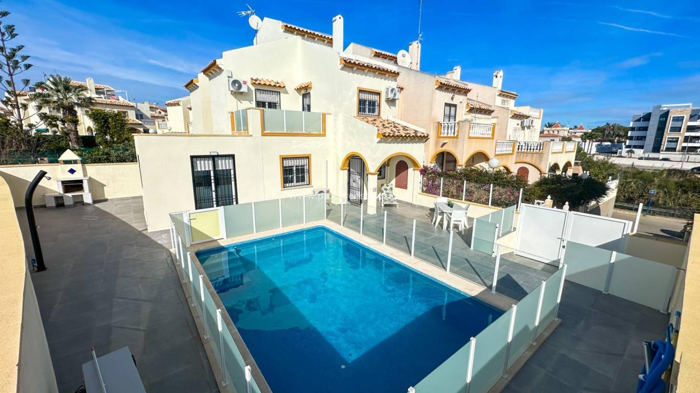 Reventa - Villa - Orihuela Costa - La Zenia