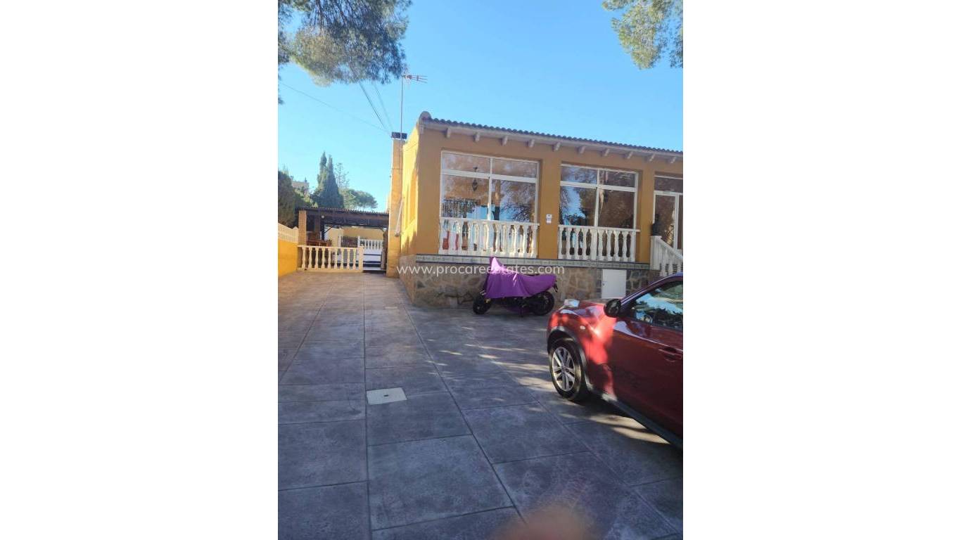 Reventa - Villa - Orihuela Costa - Los Almendros-La Florida