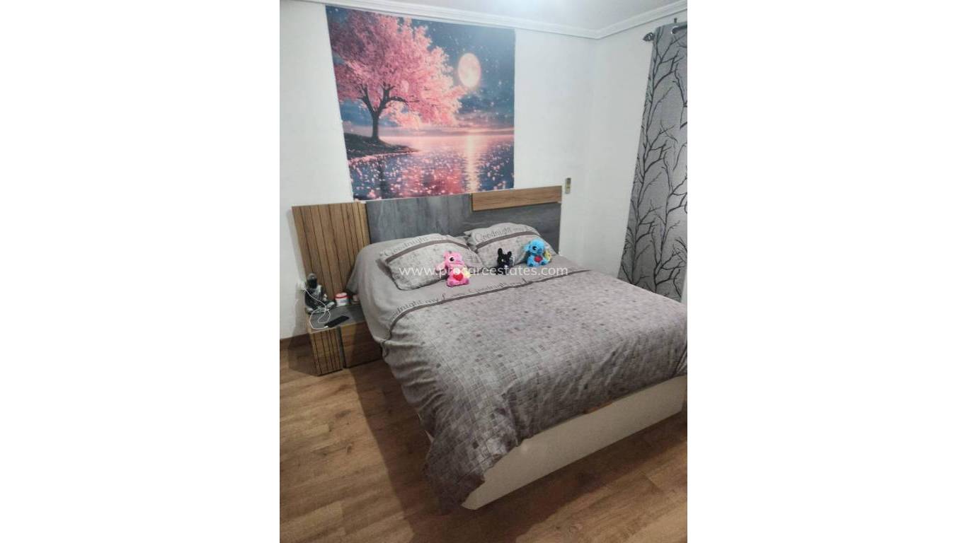 Reventa - Villa - Orihuela Costa - Los Almendros-La Florida