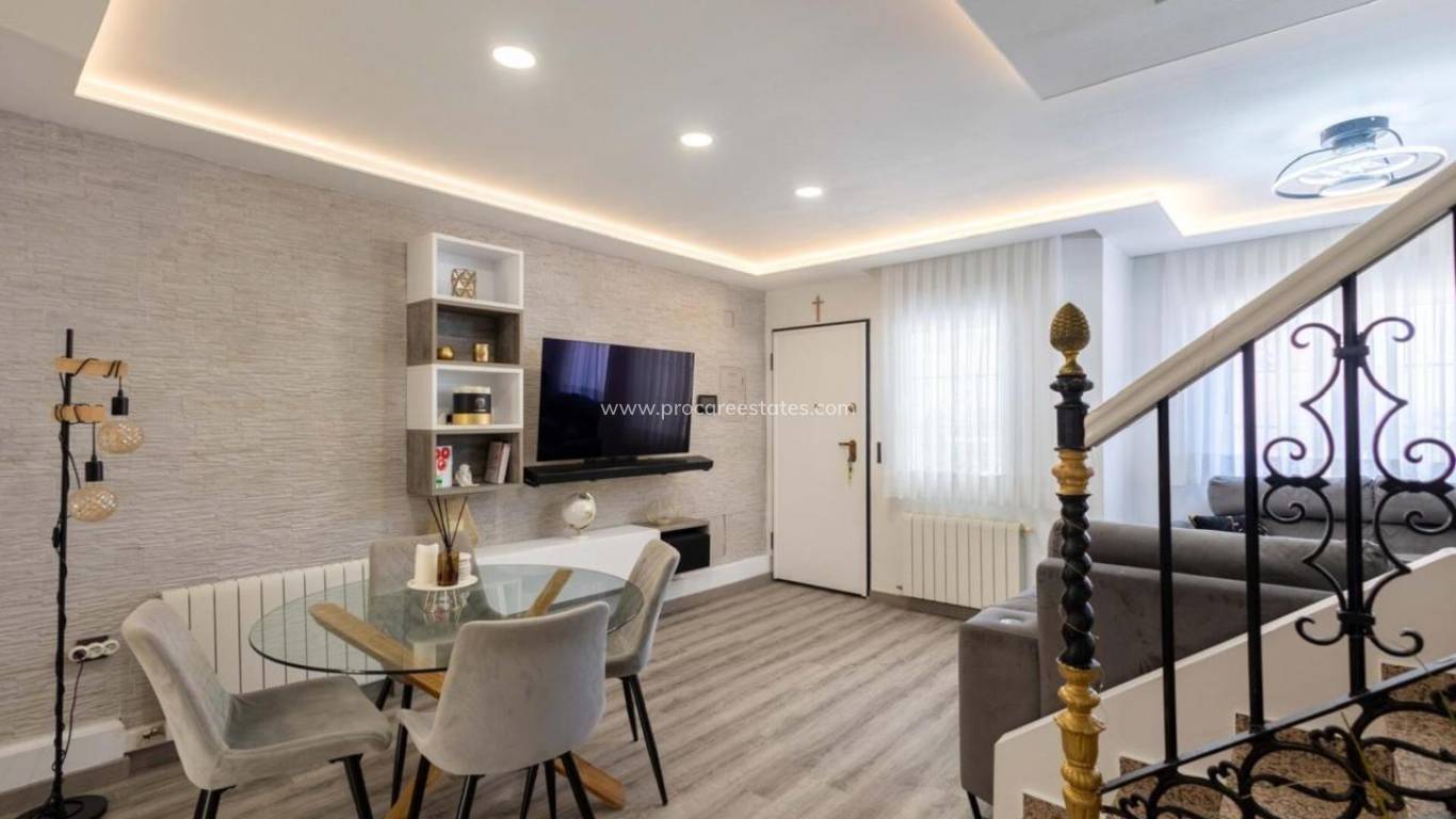 Reventa - Villa - Orihuela Costa - Montezenia