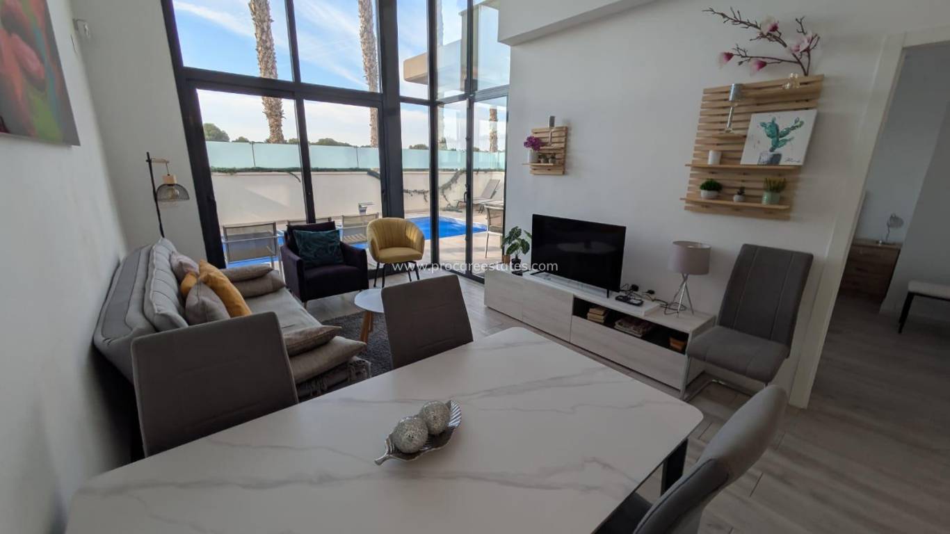 Reventa - Villa - Orihuela Costa - Montezenia
