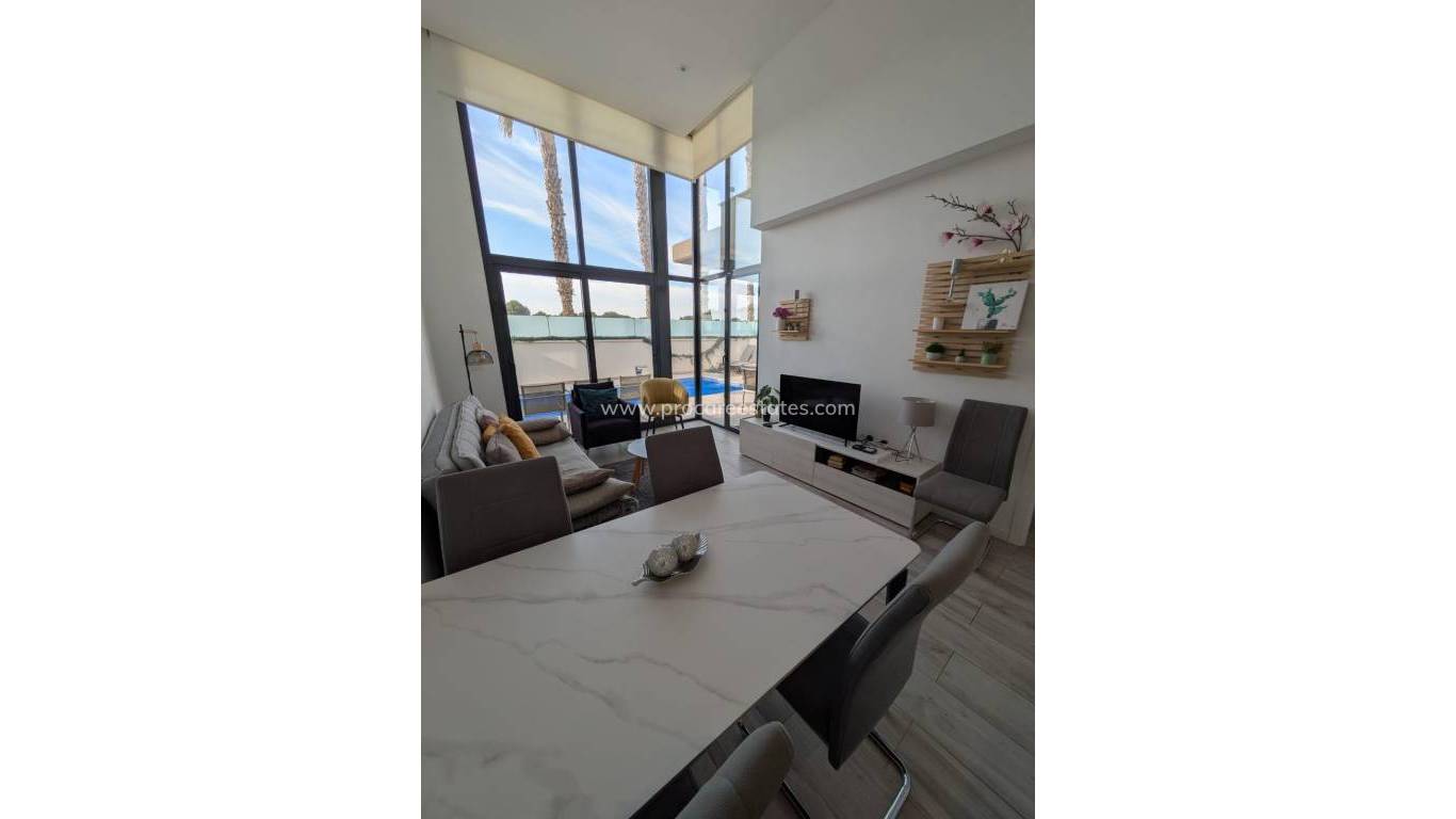 Reventa - Villa - Orihuela Costa - Montezenia