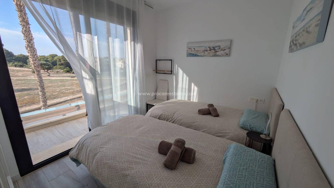Reventa - Villa - Orihuela Costa - Montezenia