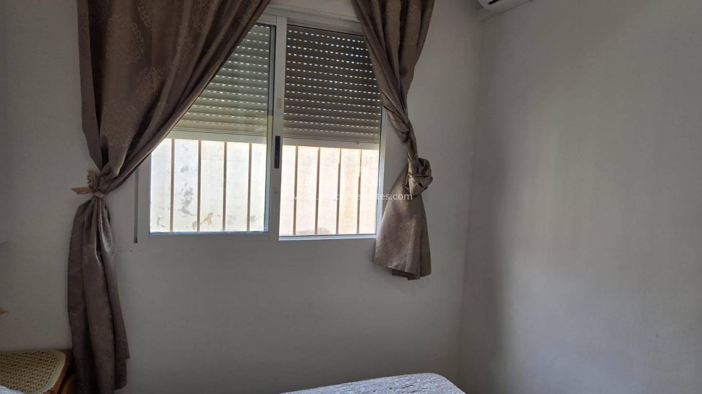 Reventa - Villa - Orihuela Costa - Playa Flamenca