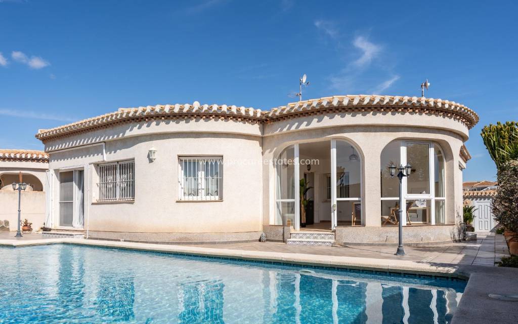 Reventa - Villa - Orihuela Costa - Playa Flamenca
