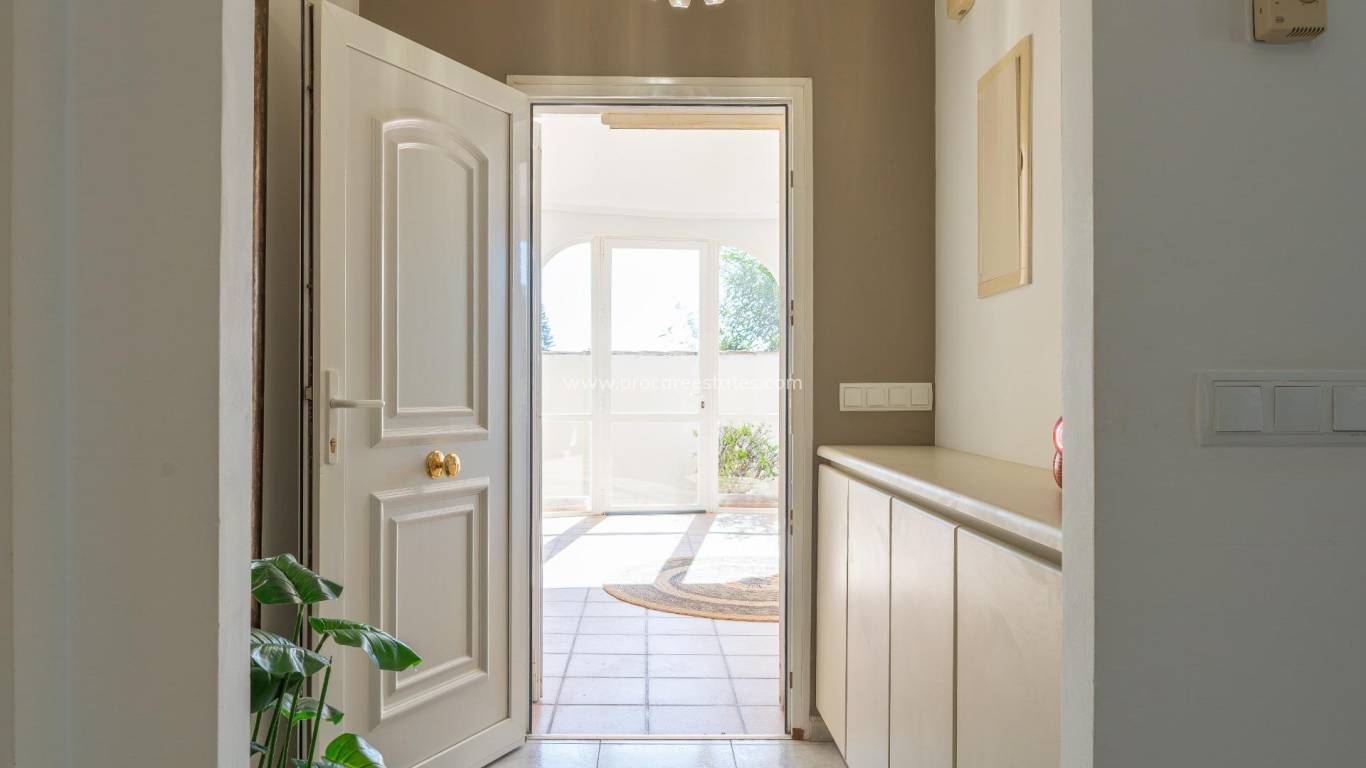 Reventa - Villa - Orihuela Costa - Playa Flamenca