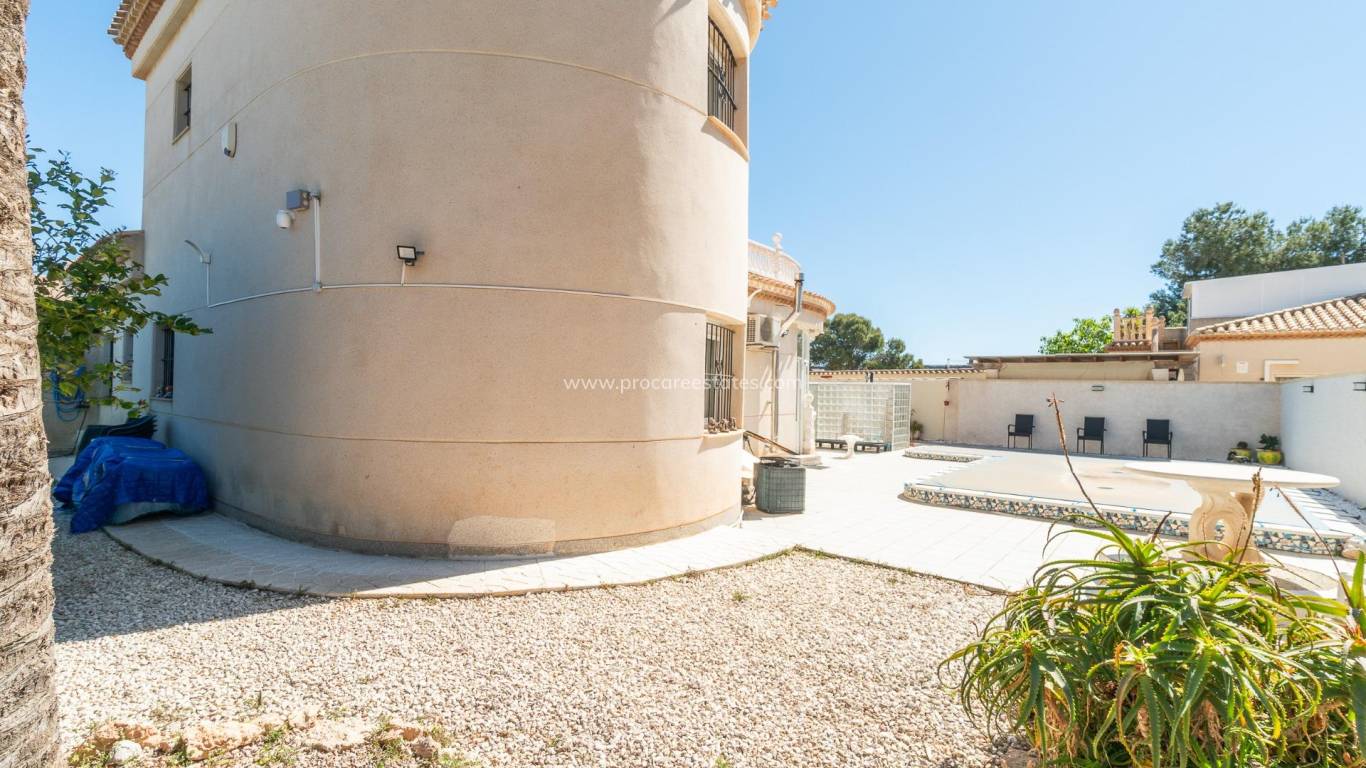 Reventa - Villa - Orihuela Costa - Playa Flamenca