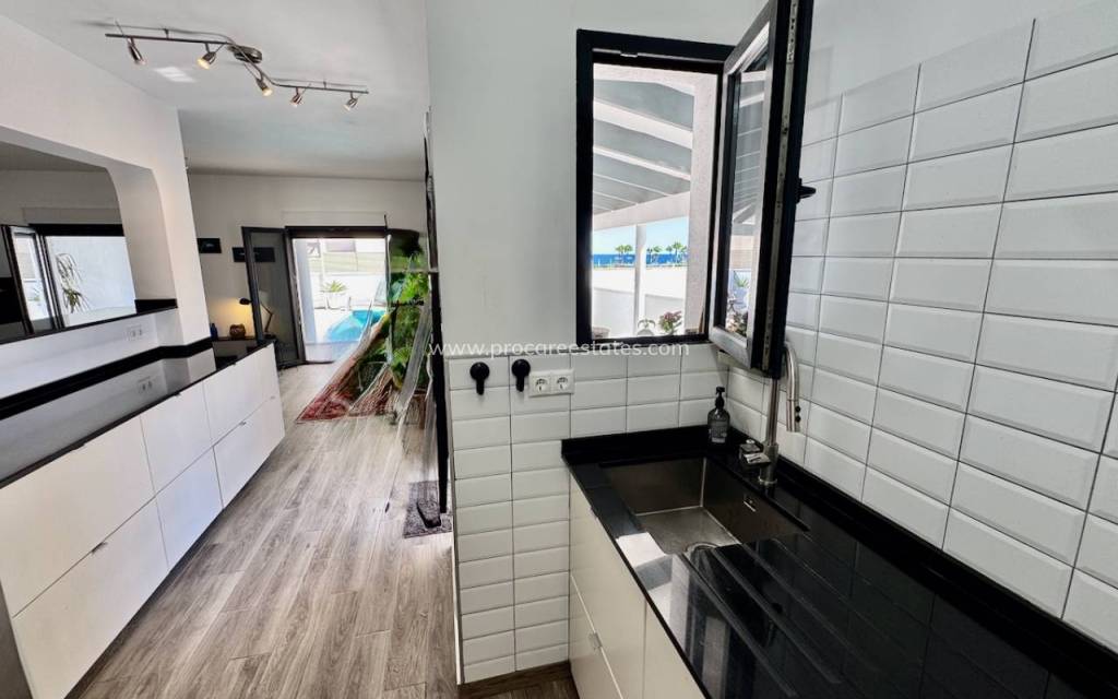 Reventa - Villa - Orihuela Costa - Punta Prima