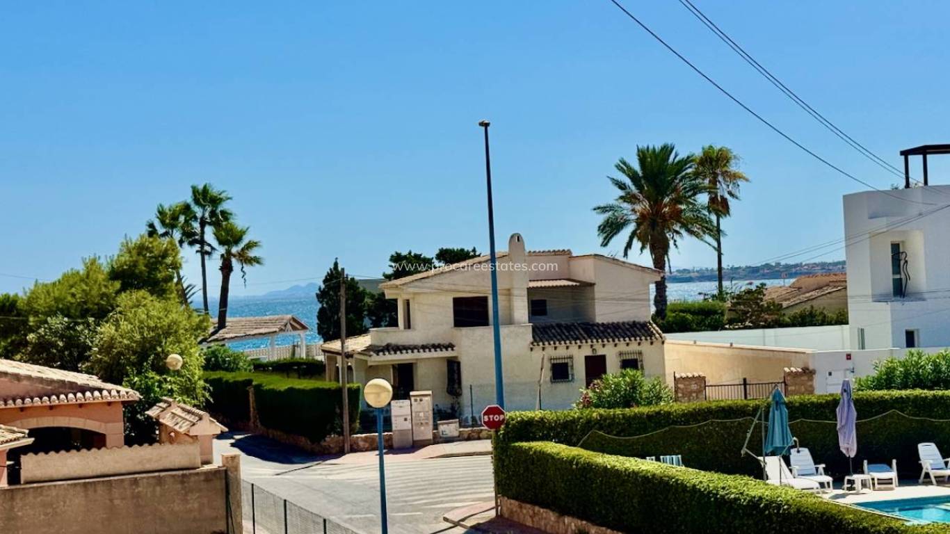 Reventa - Villa - Orihuela Costa - Punta Prima