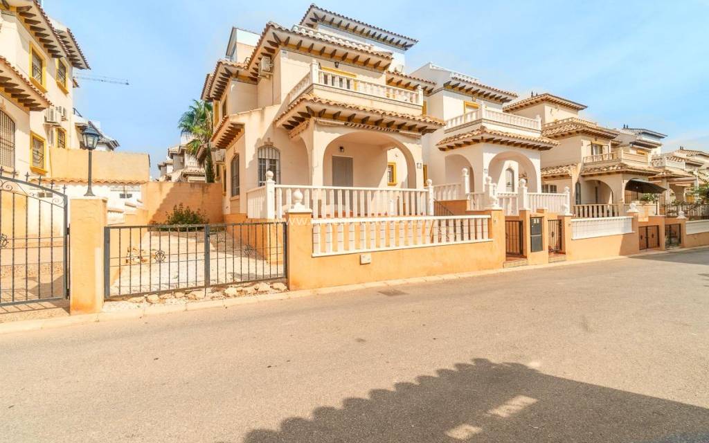 Reventa - Villa - Orihuela Costa - Villamartin