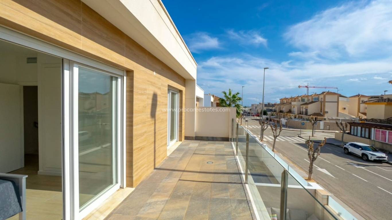 Reventa - Villa - Pilar de la Horadada
