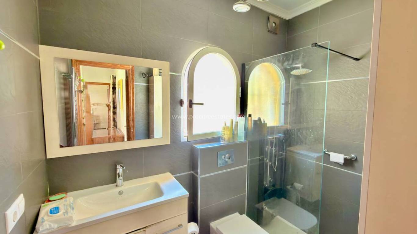 Reventa - Villa - Rojales - Benimar