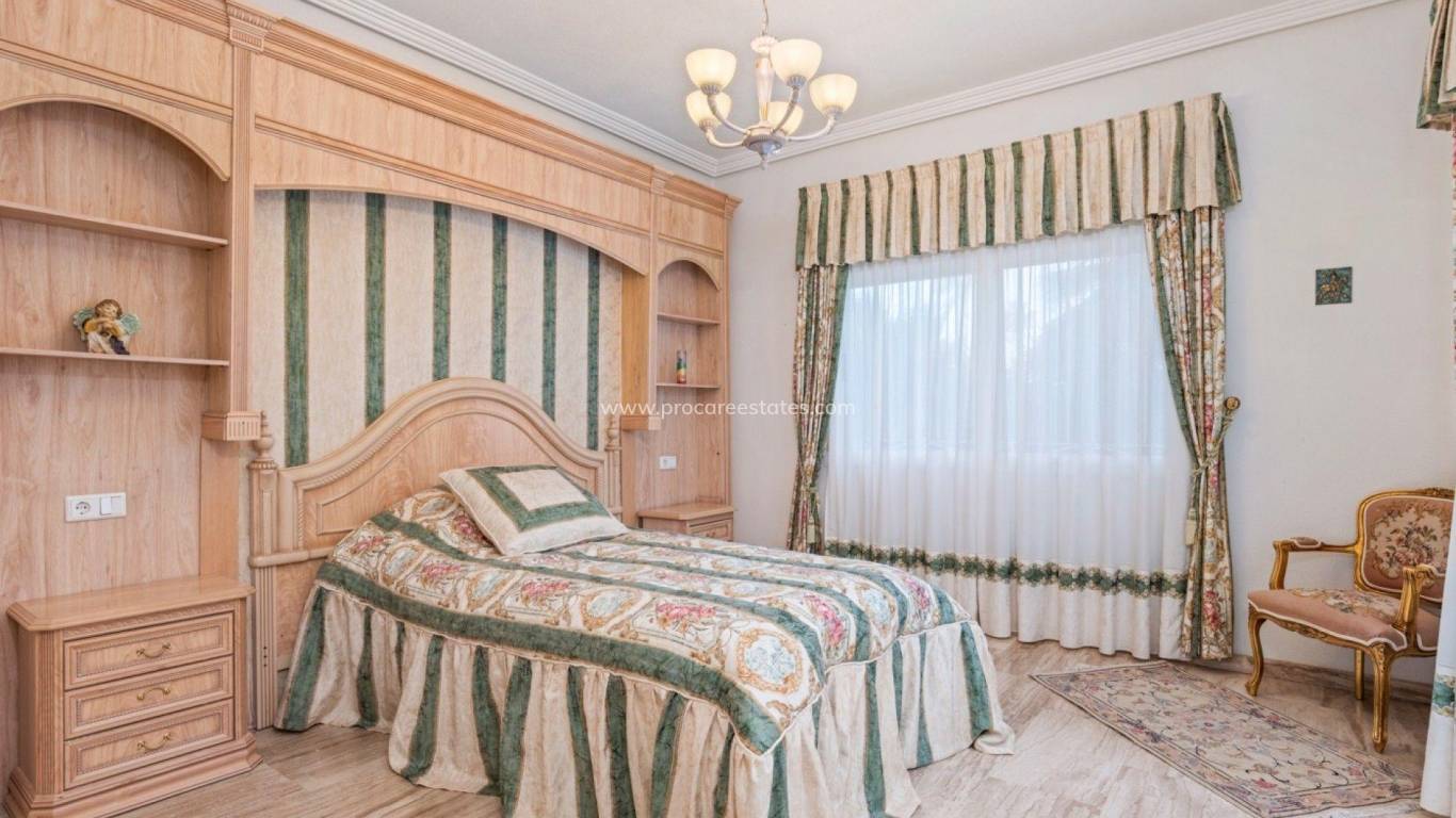 Reventa - Villa - Rojales - Centro de la Ciudad Quesada