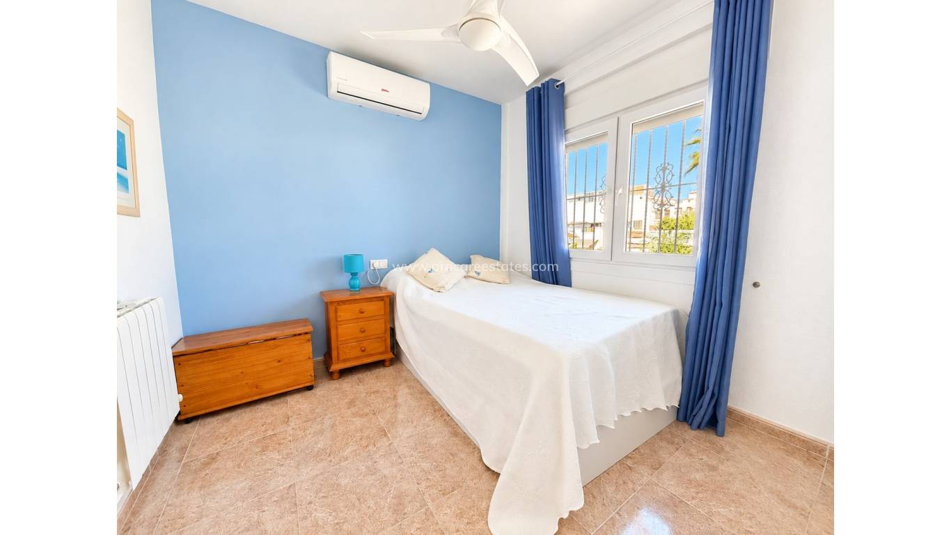Reventa - Villa - San Fulgencio - urb.la marina