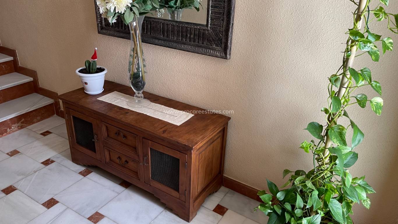 Reventa - Villa - San Miguel de Salinas - Pueblo