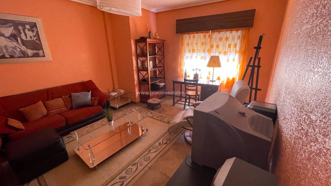 Reventa - Villa - San Miguel de Salinas - Pueblo