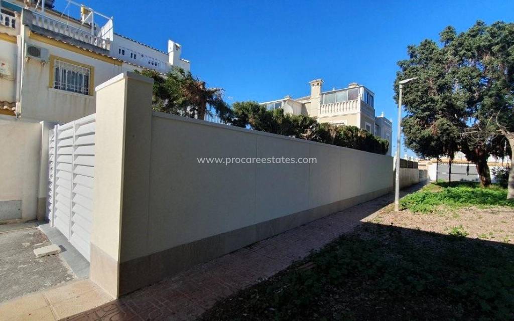 Reventa - Villa - Torrevieja - Acequion