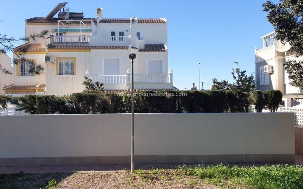 Reventa - Villa - Torrevieja - Acequion