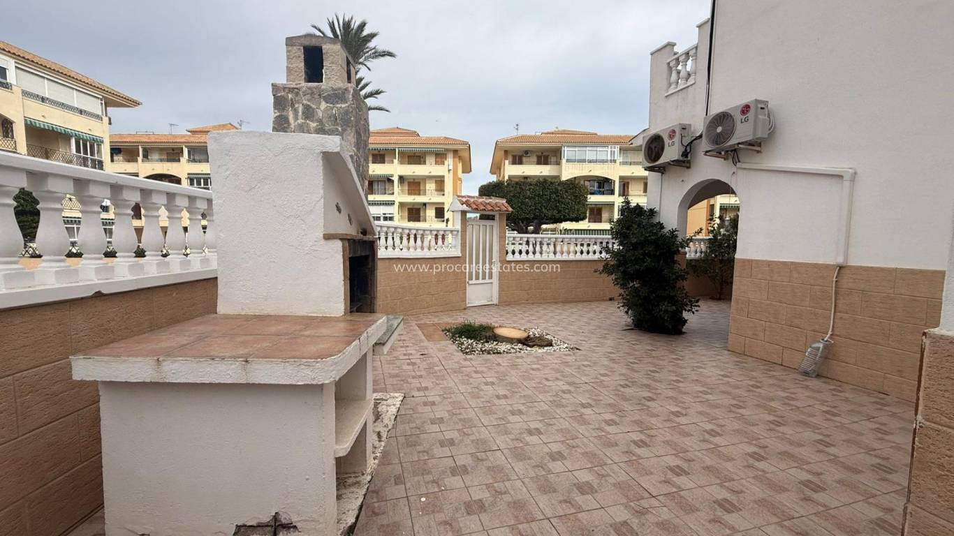 Reventa - Villa - Torrevieja - Acequion