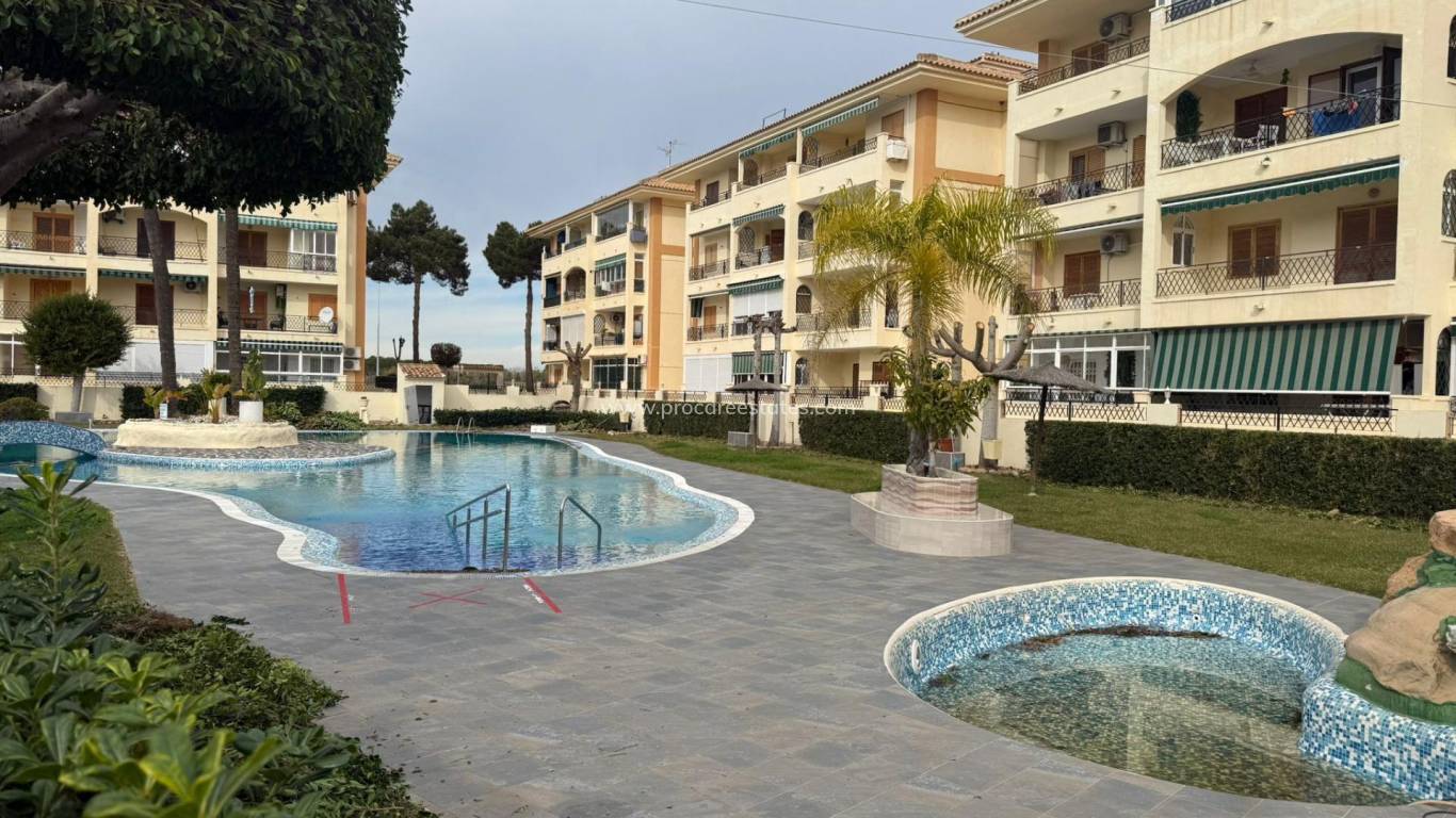 Reventa - Villa - Torrevieja - Acequion