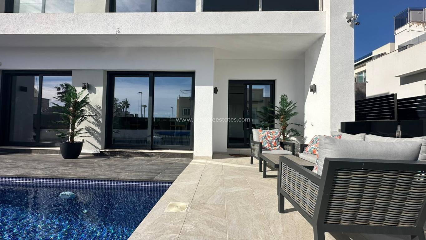 Reventa - Villa - Torrevieja - Cabo Cervera