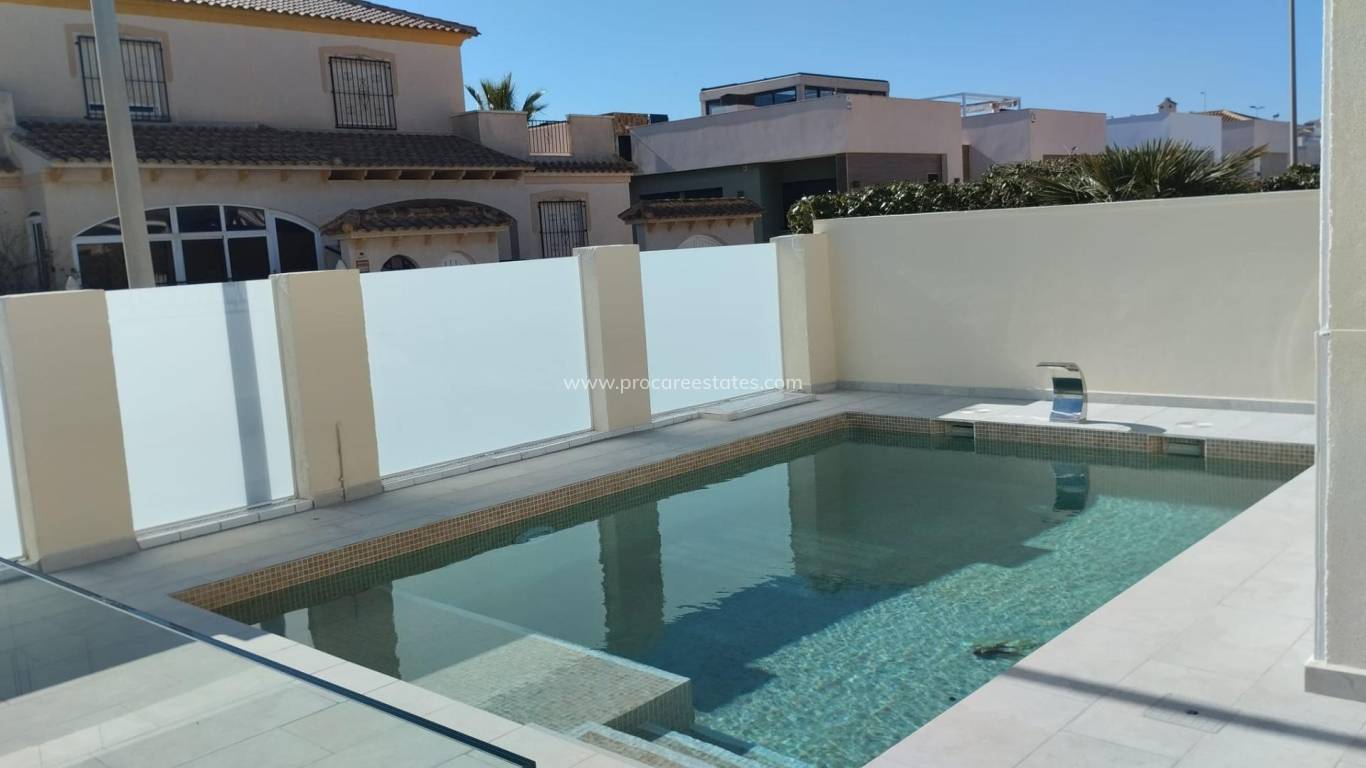 Reventa - Villa - Torrevieja - Cabo Cervera