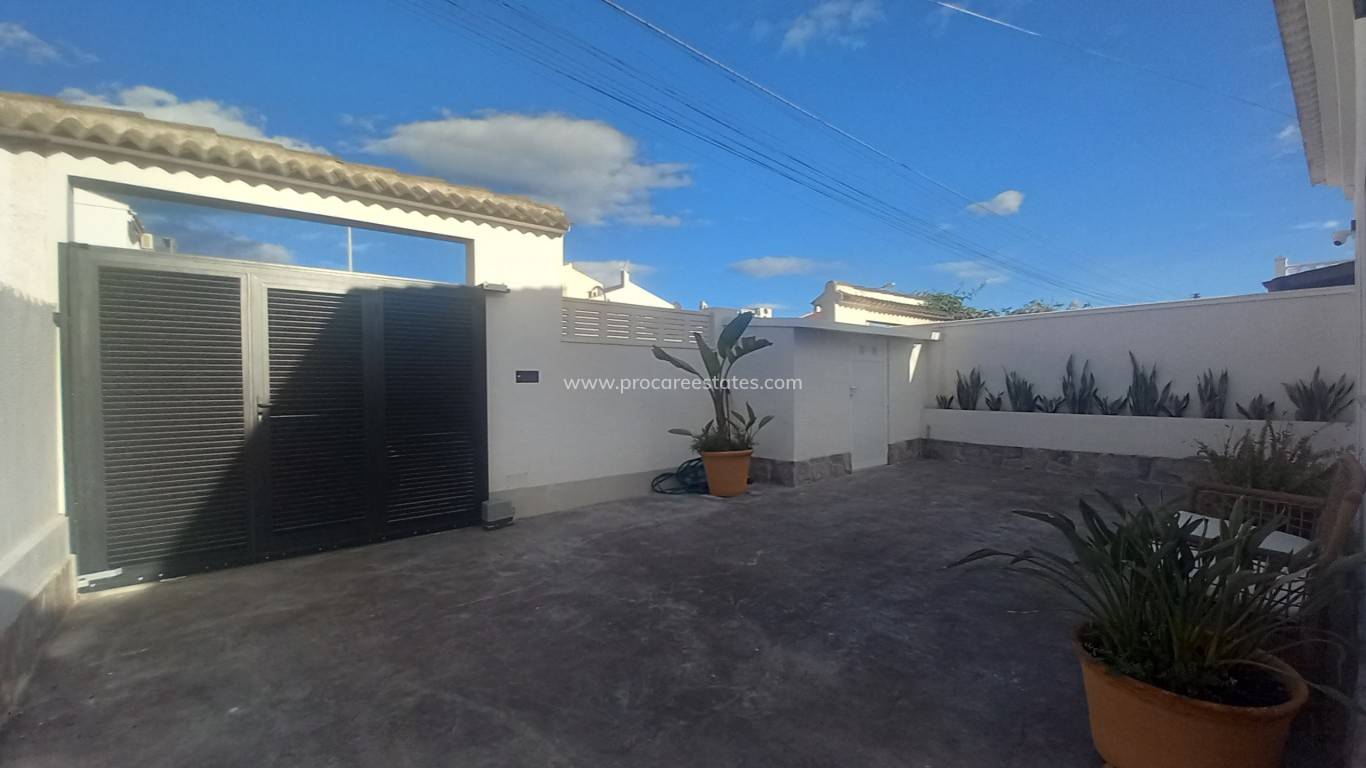 Reventa - Villa - Torrevieja - El Chaparral