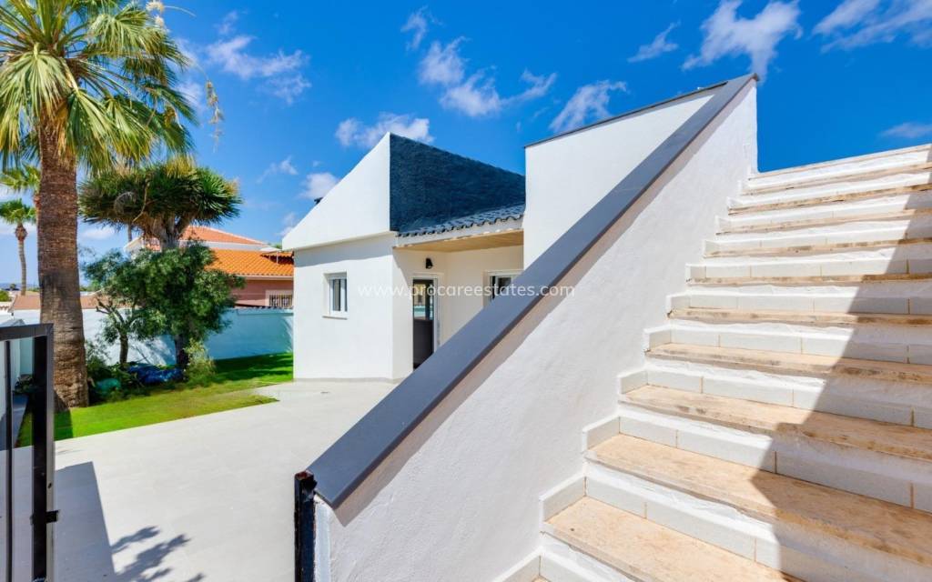 Reventa - Villa - Torrevieja - El Chaparral